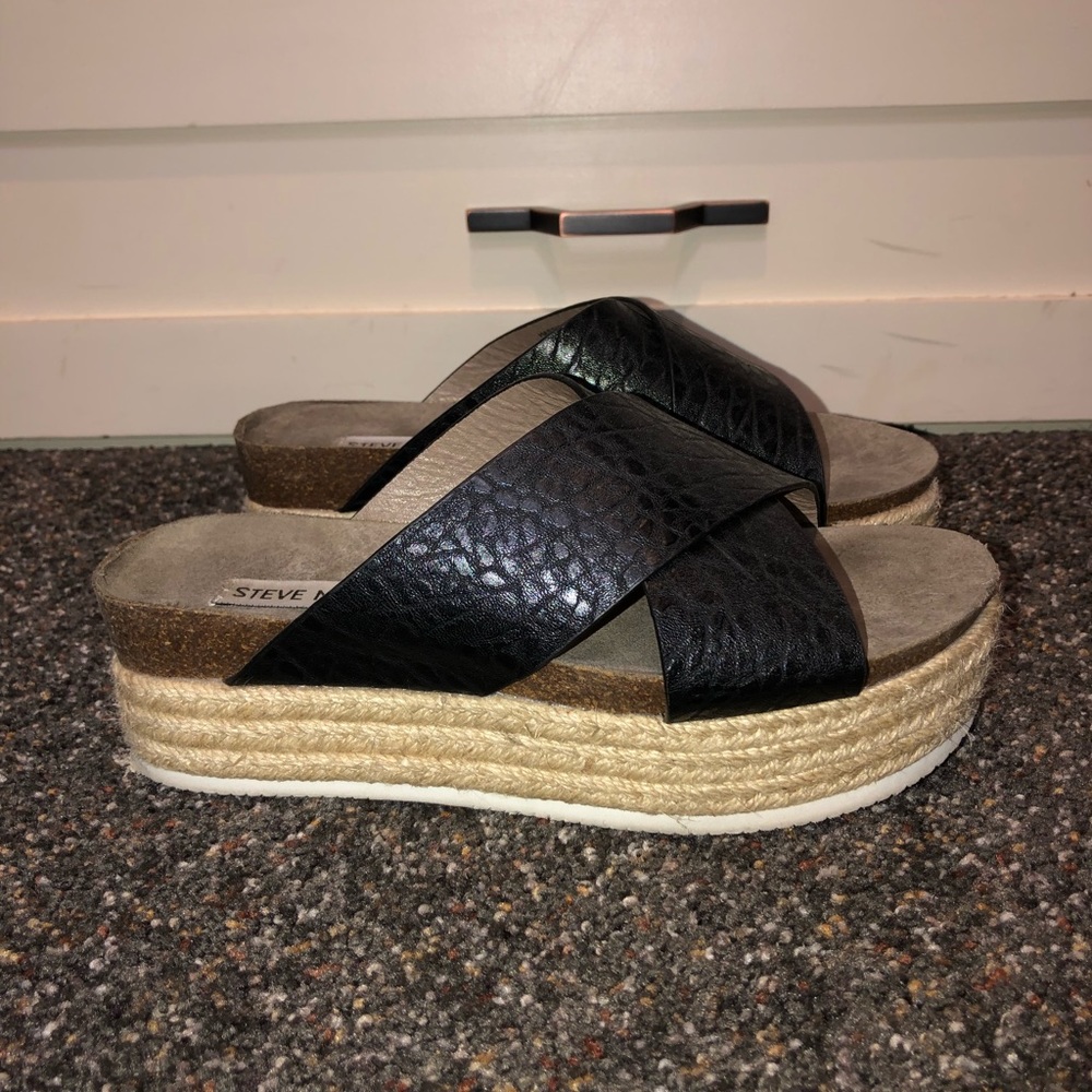 Steve Madden platform sandals